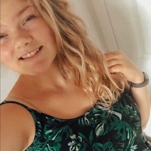 Meet your Posher, Maddie